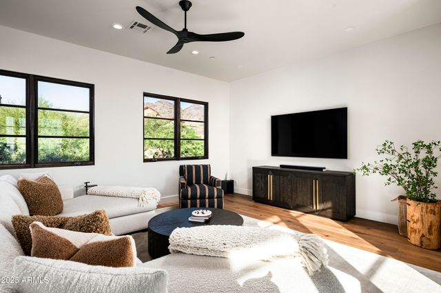 19979 N 102ND Place 1137, Scottsdale, AZ 85255