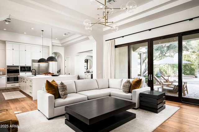 19979 N 102ND Place 1137, Scottsdale, AZ 85255