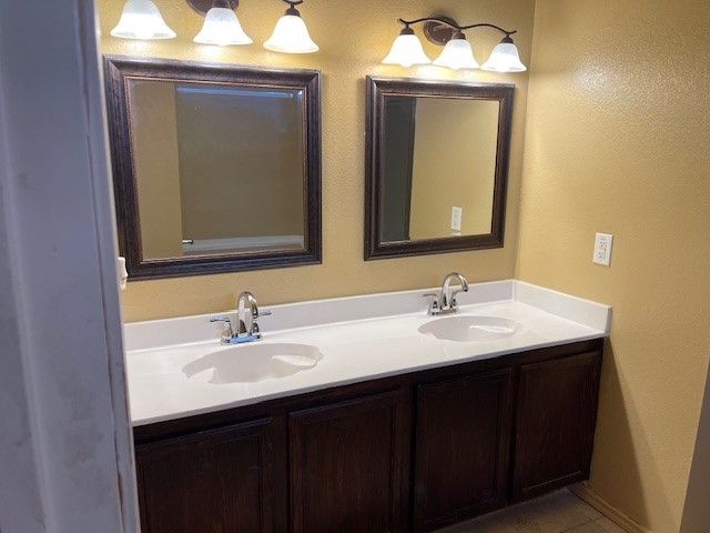 3120 Crimson Clover Drive, Lancaster, TX 75134