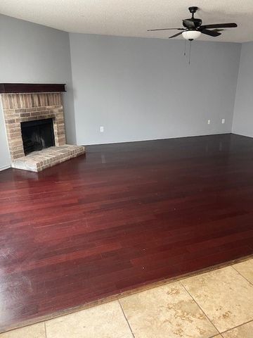 3120 Crimson Clover Drive, Lancaster, TX 75134