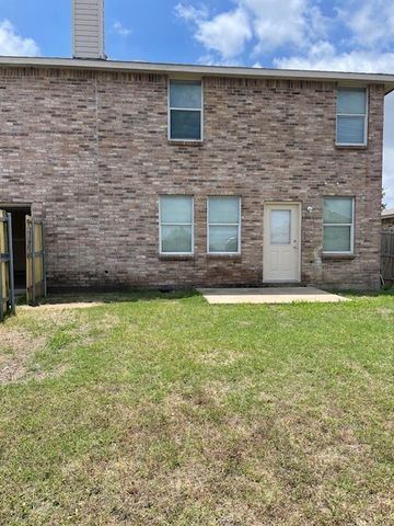3120 Crimson Clover Drive, Lancaster, TX 75134