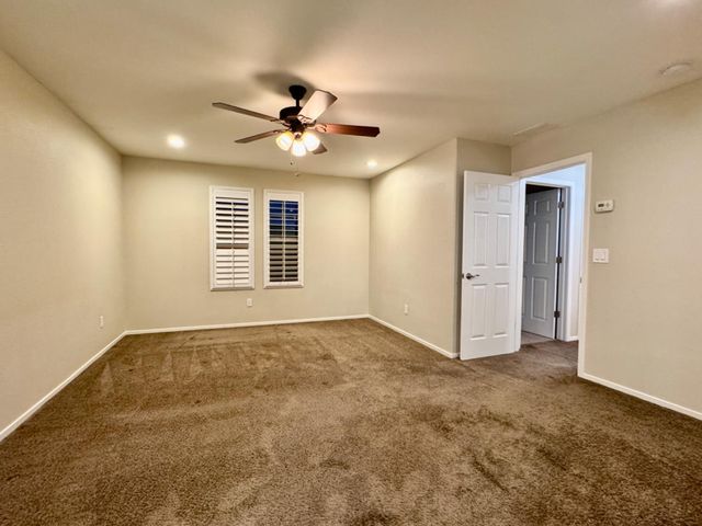 8200 Winterhead, Sacramento, CA 95823