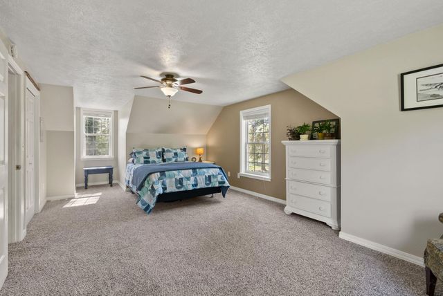 28013 N Bear Lake Rd, Chattaroy, WA 99003