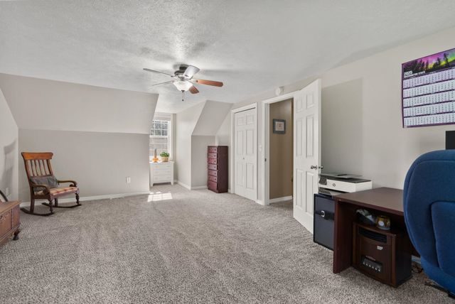 28013 N Bear Lake Rd, Chattaroy, WA 99003