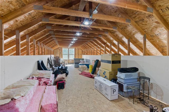 28013 N Bear Lake Rd, Chattaroy, WA 99003