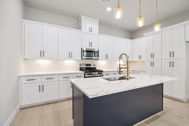 5811 Mansfield Heights Ln, Houston, TX 77091