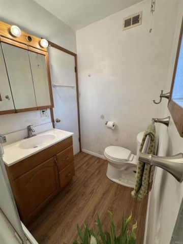 8515 Gardena Road, Lakeside, CA 92040