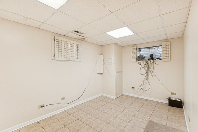 18604 Carpenter Street, Homewood, IL 60430