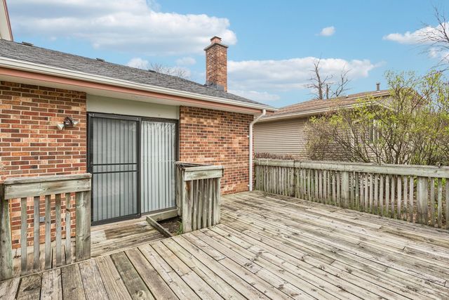 18604 Carpenter Street, Homewood, IL 60430