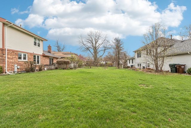 18604 Carpenter Street, Homewood, IL 60430
