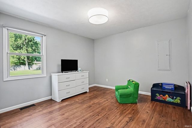 54551 Ash Road, Osceola, IN 46561