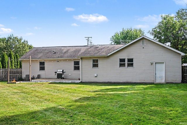 54551 Ash Road, Osceola, IN 46561
