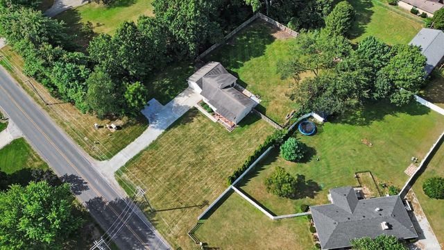 54551 Ash Road, Osceola, IN 46561