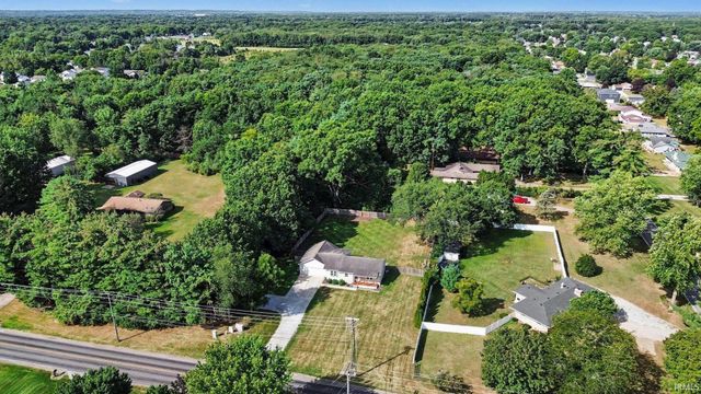54551 Ash Road, Osceola, IN 46561