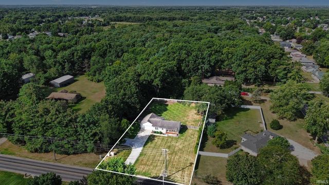 54551 Ash Road, Osceola, IN 46561
