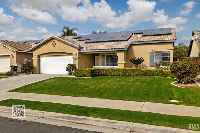 11012 Snowcreek Falls Avenue, Bakersfield, CA 93312