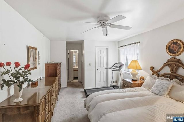 1306 Faulkner Court, Mahwah, NJ 07430