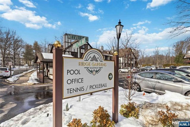 1306 Faulkner Court, Mahwah, NJ 07430