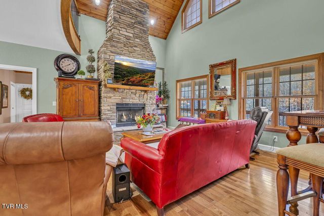 625 Heaton Creek Road, Roan Mountain, TN 37687