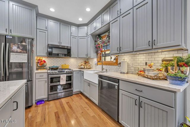 625 Heaton Creek Road, Roan Mountain, TN 37687