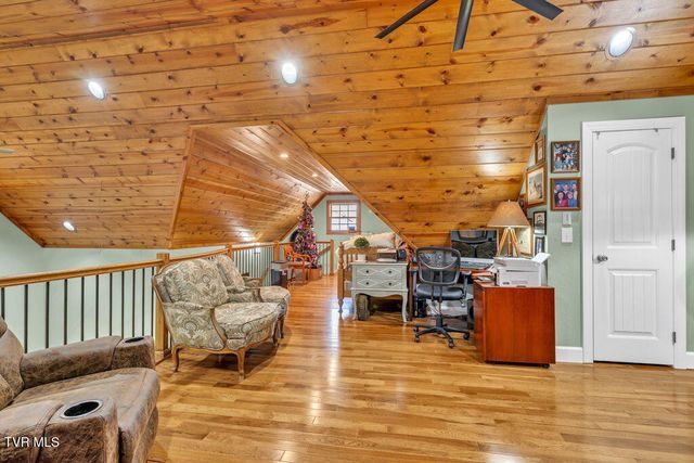 625 Heaton Creek Road, Roan Mountain, TN 37687
