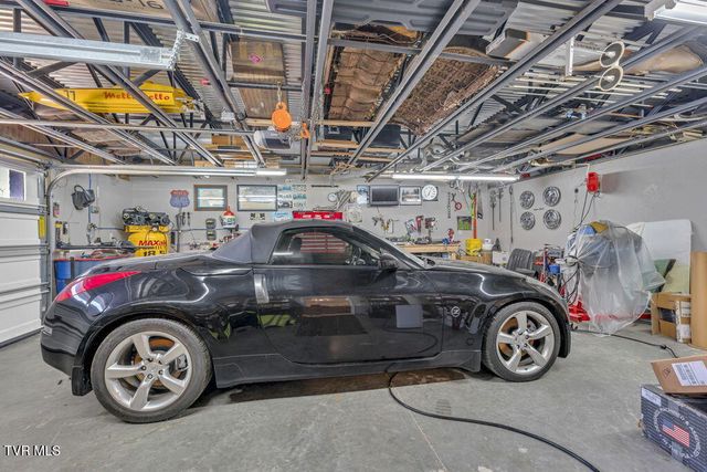 625 Heaton Creek Road, Roan Mountain, TN 37687