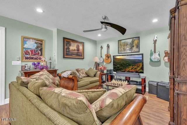 625 Heaton Creek Road, Roan Mountain, TN 37687