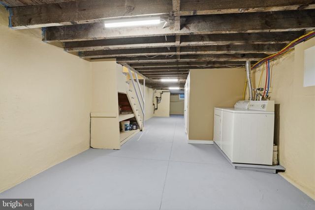 5604 2ND ST, Philadelphia, PA 19120