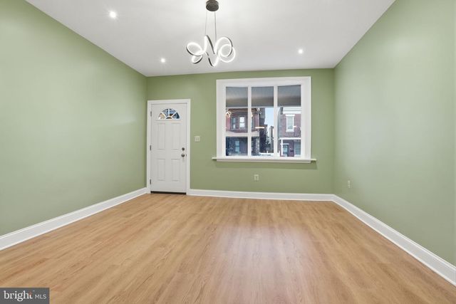 5604 2ND ST, Philadelphia, PA 19120