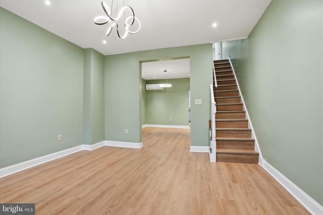 5604 2ND ST, Philadelphia, PA 19120