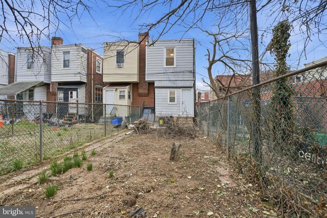 5604 2ND ST, Philadelphia, PA 19120