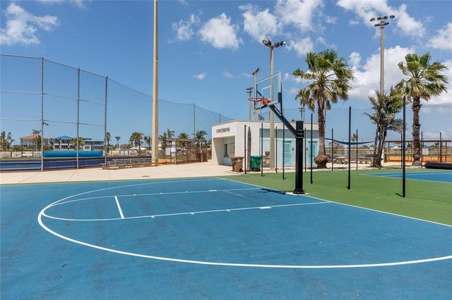 159 MEDALLION BOULEVARD H, Madeira Beach, FL 33708