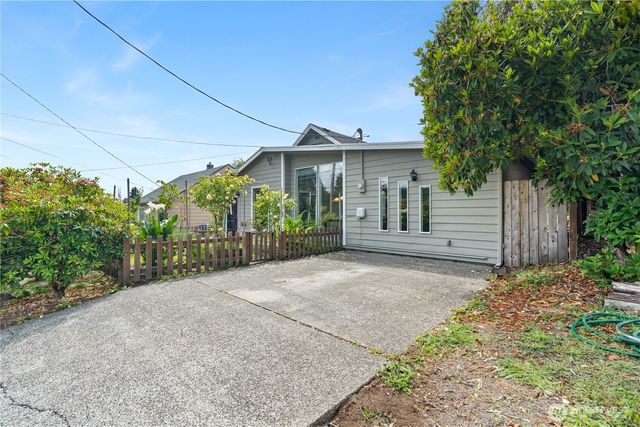 2717 Bench Drive, Aberdeen, WA 98520