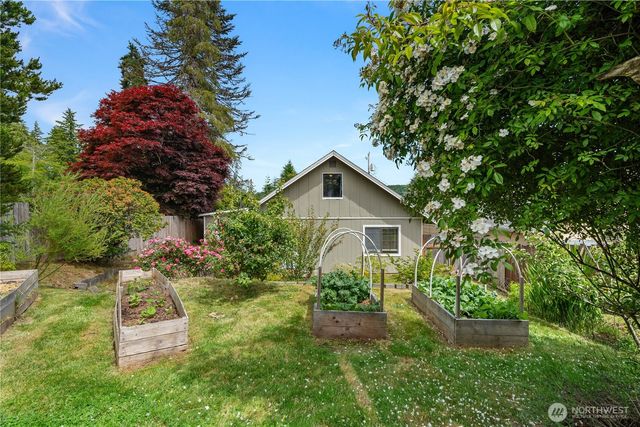 2717 Bench Drive, Aberdeen, WA 98520
