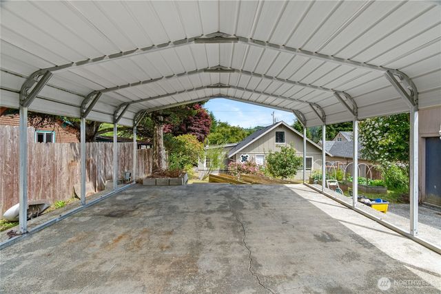 2717 Bench Drive, Aberdeen, WA 98520
