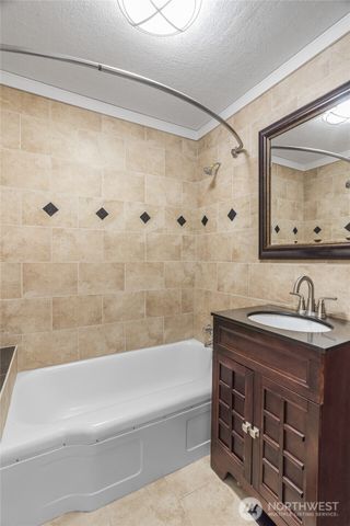 2717 Bench Drive, Aberdeen, WA 98520