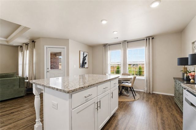 2200 Brown Bear Lane, Gentry, AR 72734