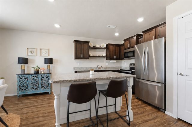 2200 Brown Bear Lane, Gentry, AR 72734