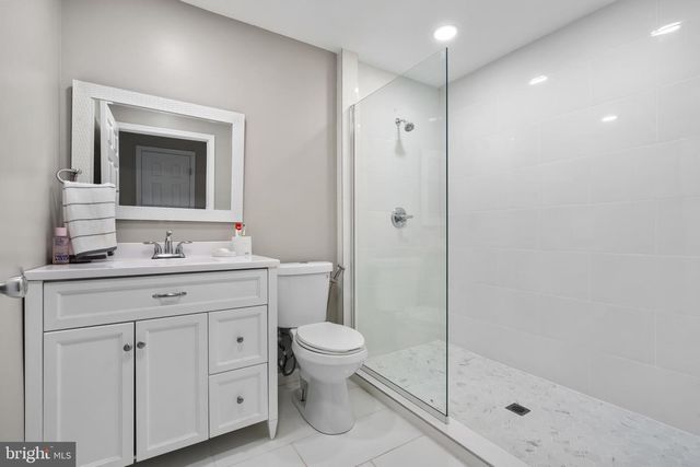 12 PROSPECT DR, Sinking Spring, PA 19608