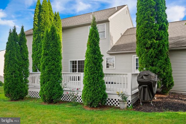 12 PROSPECT DR, Sinking Spring, PA 19608