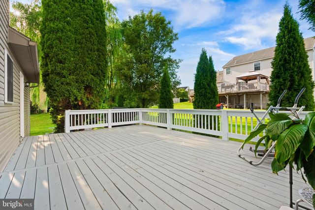 12 PROSPECT DR, Sinking Spring, PA 19608