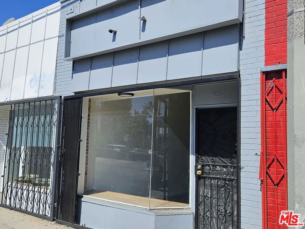 5867 Melrose Avenue 5867, Los Angeles, CA 90038 — photo 2