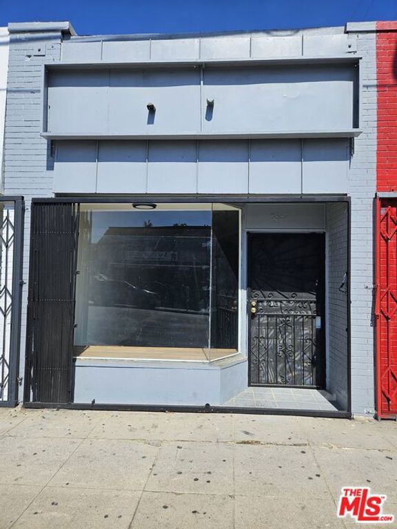 5867 Melrose Avenue 5867, Los Angeles, CA 90038 — photo 3