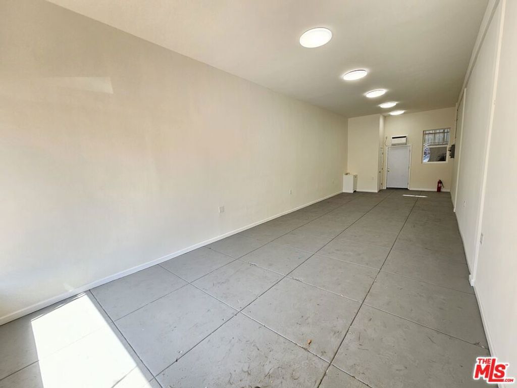 5867 Melrose Avenue 5867, Los Angeles, CA 90038 — photo 4