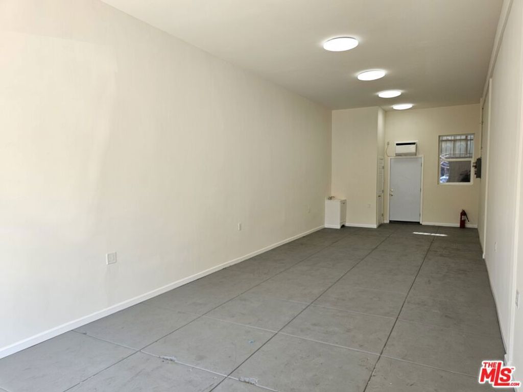 5867 Melrose Avenue 5867, Los Angeles, CA 90038 — photo 5