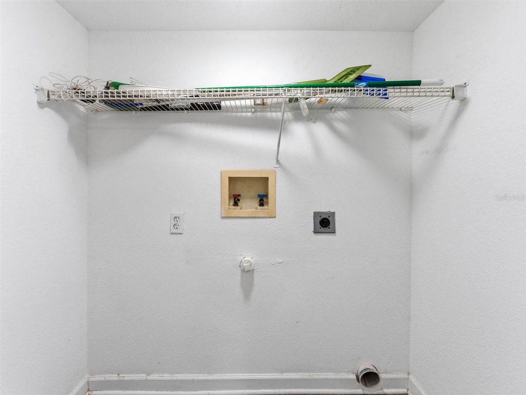 Image 17 of property listing at 8311 N 9TH STREET, Tampa, FL 33604