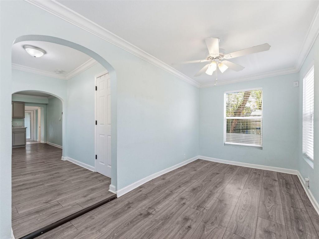 Image 7 of property listing at 8311 N 9TH STREET, Tampa, FL 33604