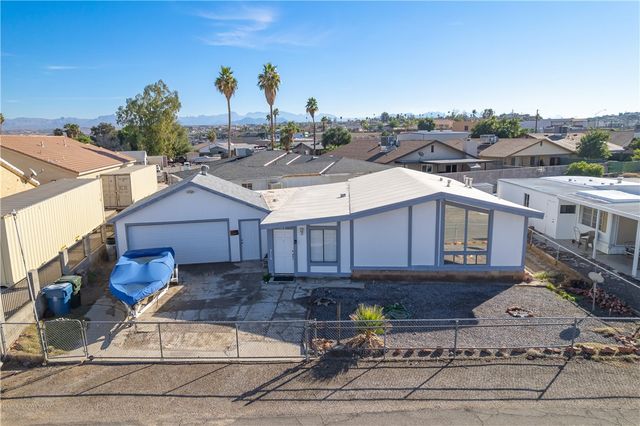 1364 Tuthill Lane, Bullhead City, AZ 86442