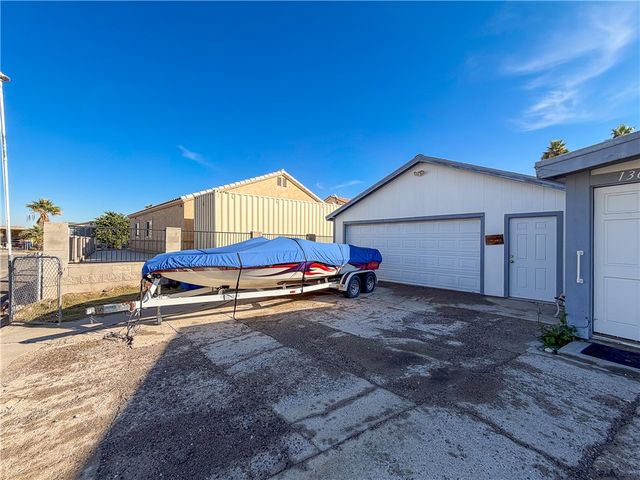 1364 Tuthill Lane, Bullhead City, AZ 86442