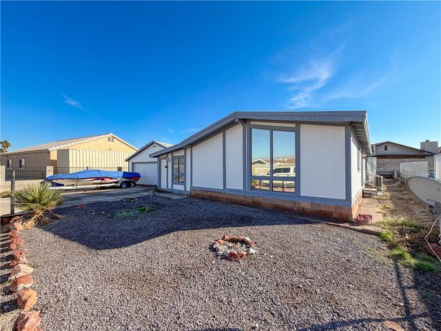 1364 Tuthill Lane, Bullhead City, AZ 86442